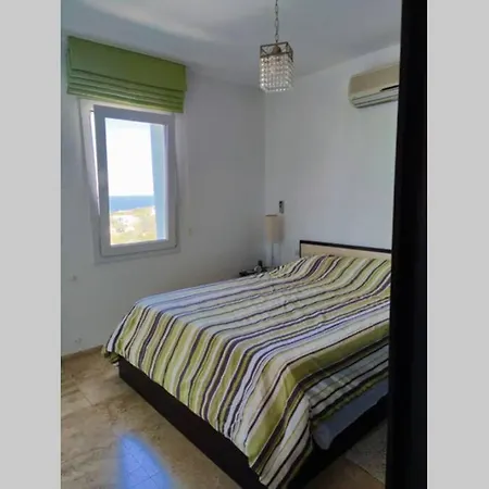 Muekemmel Manzarali Havuzlu 2+1