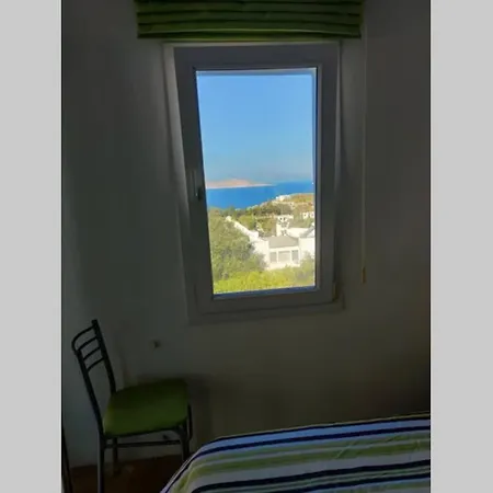 Muekemmel Manzarali Havuzlu 2+1 *